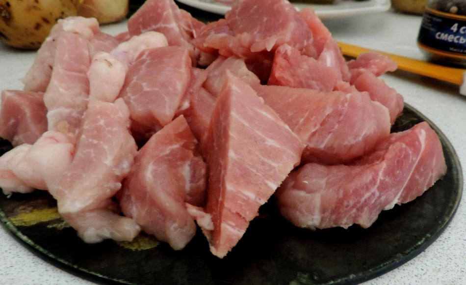 Мясо из свинины для азу