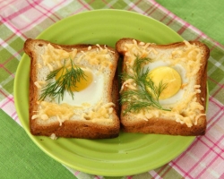 Πώς να μαγειρέψετε αυγά σε ένα φούρνο μικροκυμάτων χωρίς λάδι: Οι καλύτερες συνταγές, βίντεο. Πώς να αγοράσετε τα έντυπα AliexPress για τις ωοθήκες στο φούρνο μικροκυμάτων; Ωοθηκών στο φούρνο μικροκυμάτων: Περιεχόμενο θερμίδων