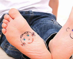 Επίπεδη πόδια στα παιδιά. Θεραπεία, μασάζ ποδιών, ασκήσεις. Φωτογραφία και βίντεο