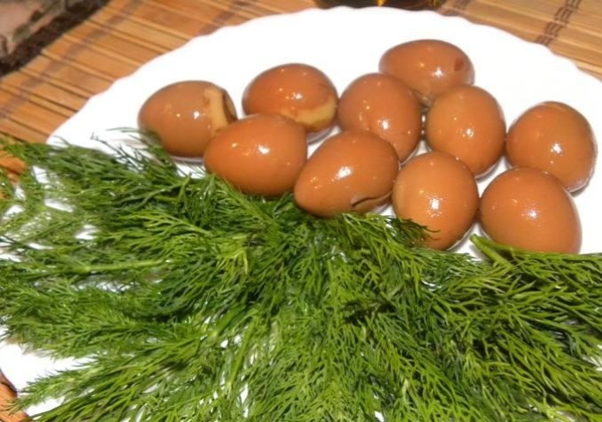Перепелиные яйца, маринованный по-китайски