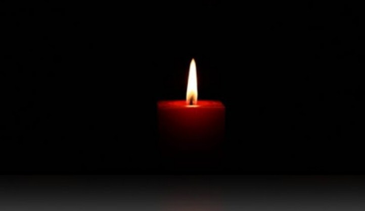 Το κερί κοντά στον νεκρό πρέπει να ανάψει