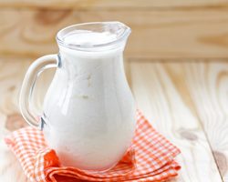 15 полезных свойств кефира. Какой выбрать кефир?