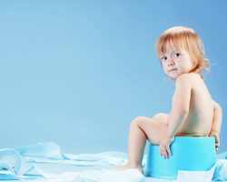 Как помочь ребенку при запоре? Лечение запора у детей в домашних условиях. Диета при запорах у детей
