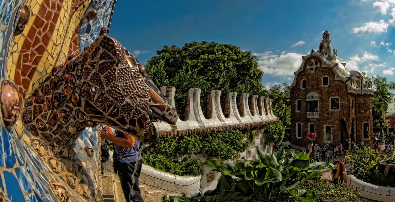 Парк гуэль (parque güell), барселона, испания