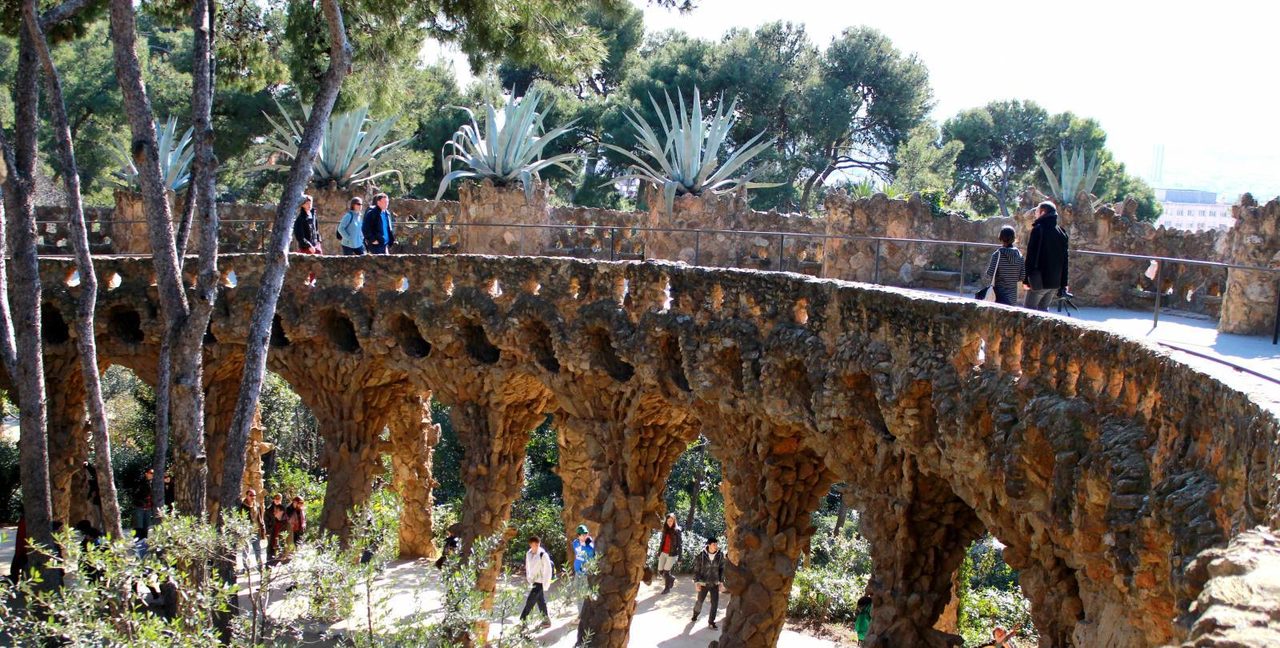 Парк гуэль (parque güell), барселона, испания