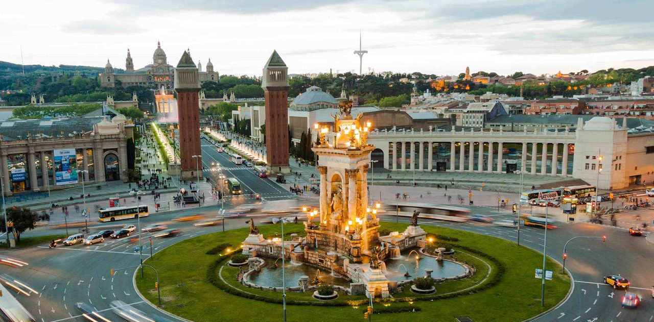 Площадь испании (plaça d’espanya), барселона, испания