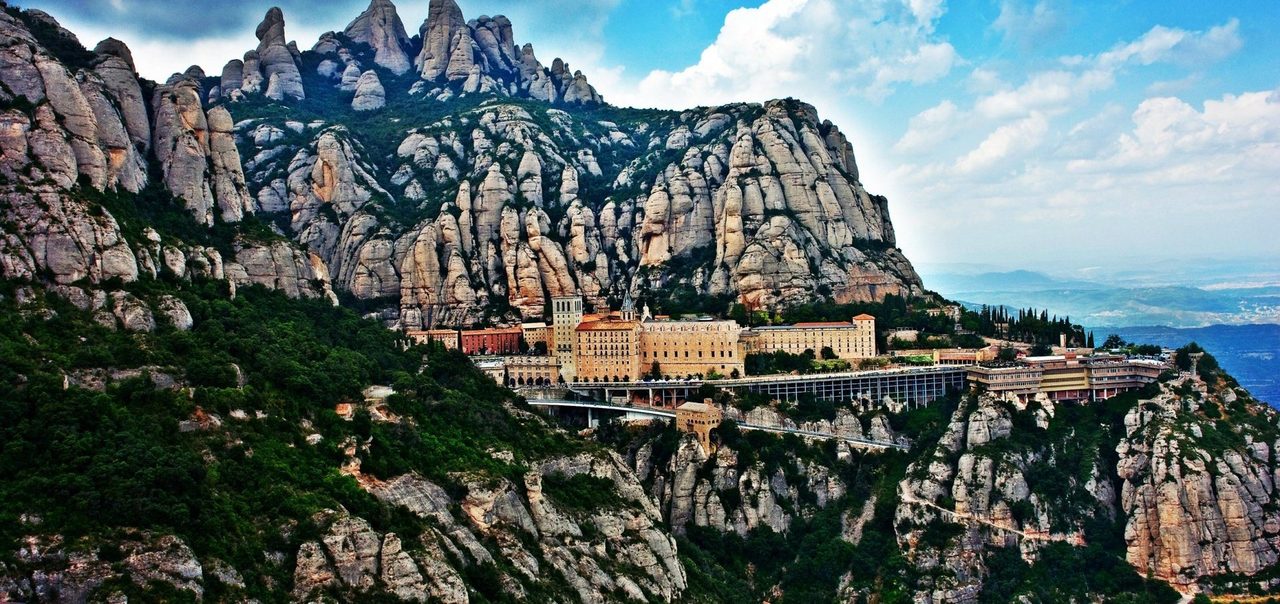 Гора монсеррат, испания