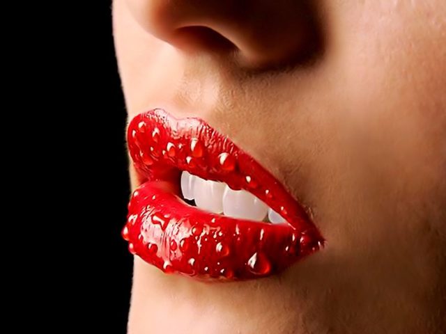 Уход за губами. 5 эффективных народных масок для губ