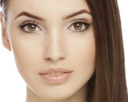 Как подчеркнуть красоту лица? Типы лица и коррекция их формы макияжем