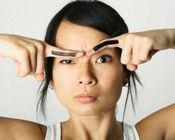 Какая форма бровей считается красивой? Как сделать красивые брови?