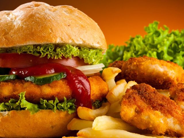 Самые вредные продукты питания для фигуры: список, описание. Вред сладкого для фигуры. Какие фрукты приносят вред фигуре?