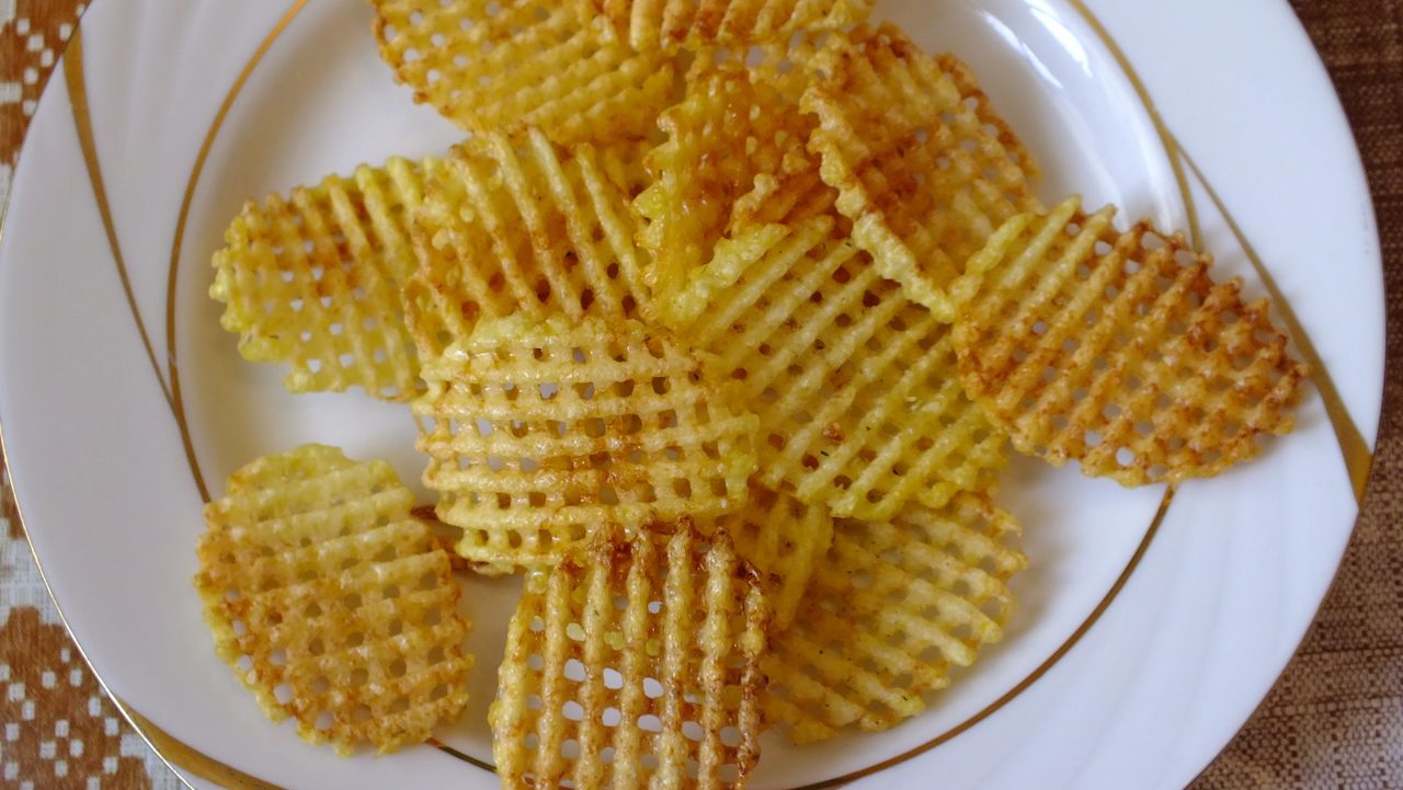 Чипсы из картофельного фарша