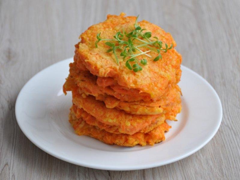 Оладушки с сыром и чесноком очень ароматные