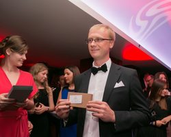 Сценарий вечера встречи выпускников. Как необычно и весело провести встречу выпускников?
