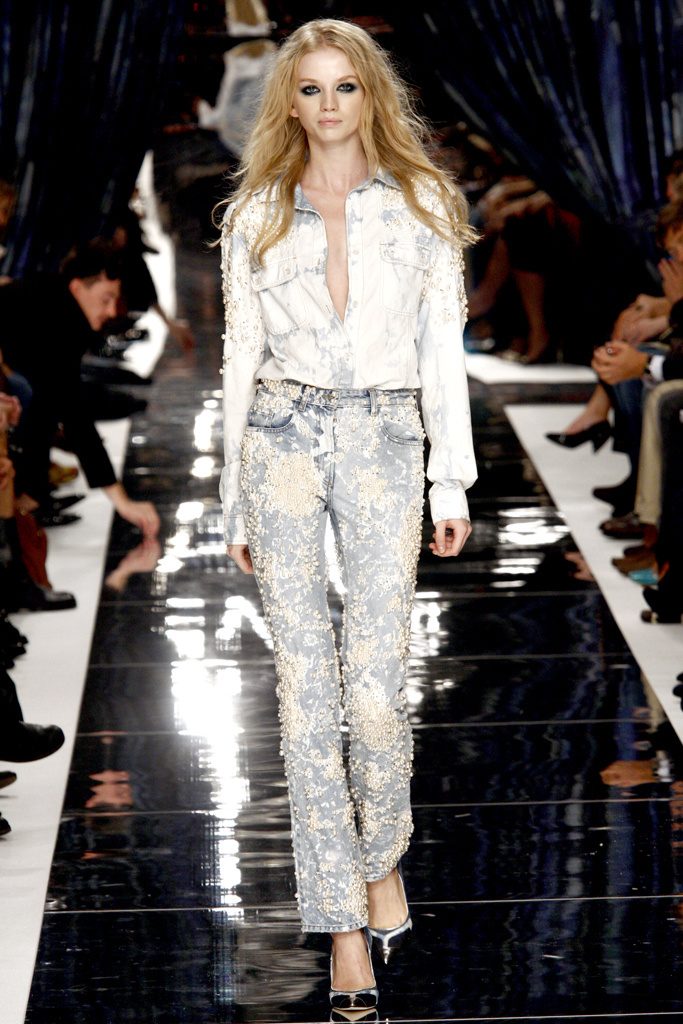 Модные и стильные джинсы just cavalli