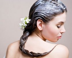 Как осветлить волосы без краски: 6 способов. Народное осветление волос корицей, кефиром, медом, лимоном, ромашкой