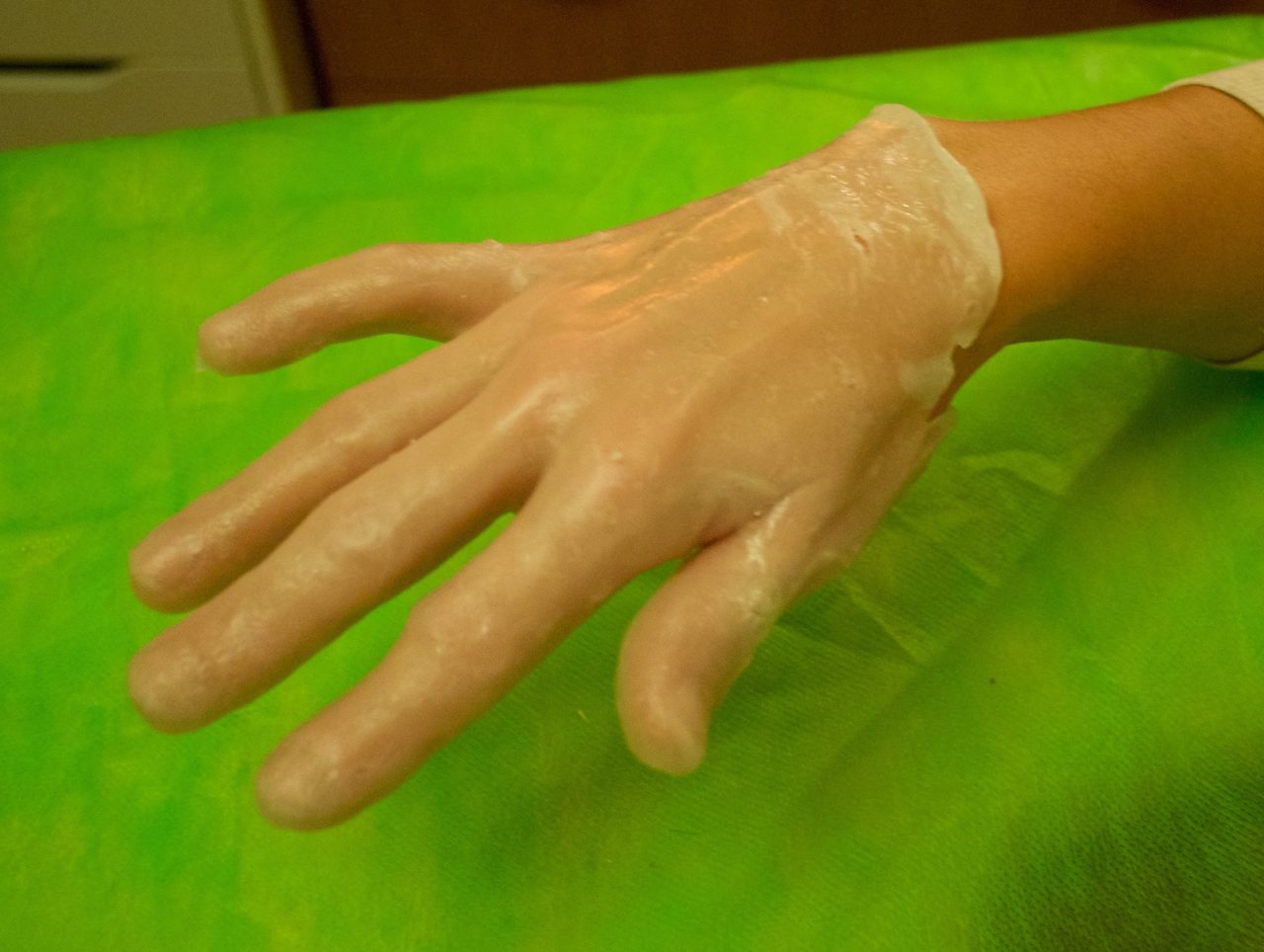 Парафиновые маски для рук