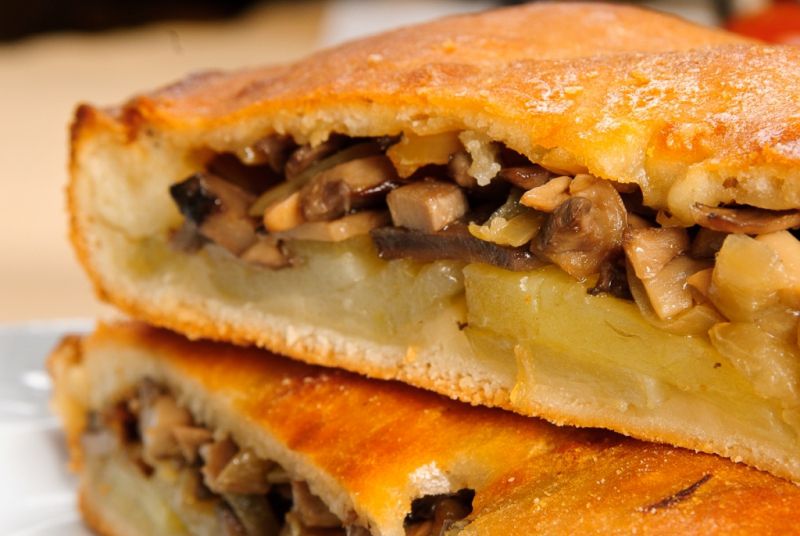 Постный пирог с грибами