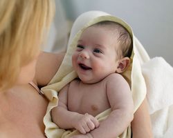 Водянка и грыжа яичек у новорожденных мальчиков. Причины и лечение водянки и грыжи яичек у детей