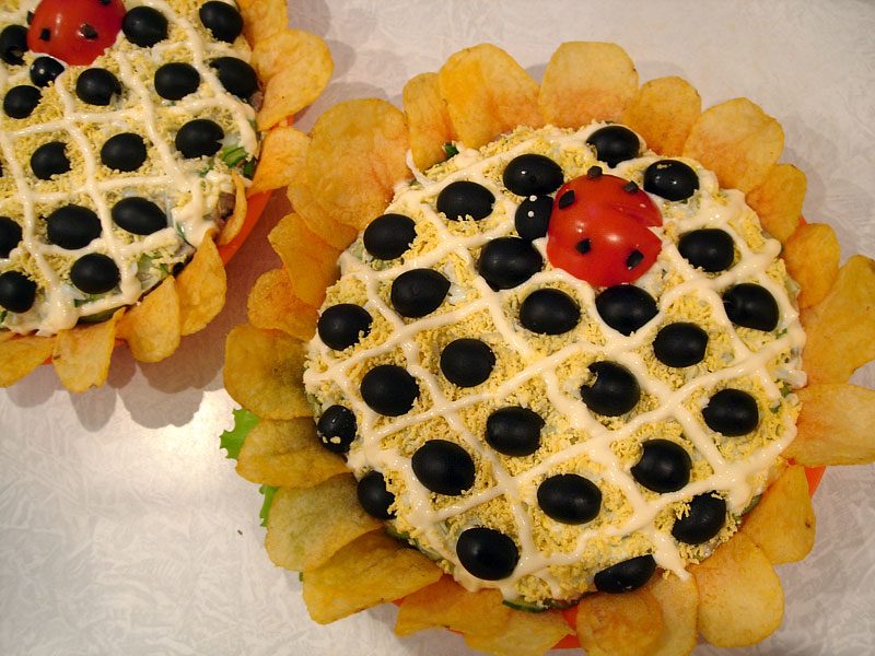 "подсолнух" с курицей и черносливом