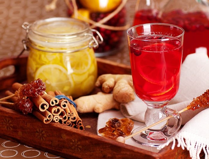 Клюква с ягодами, лимоном, медом