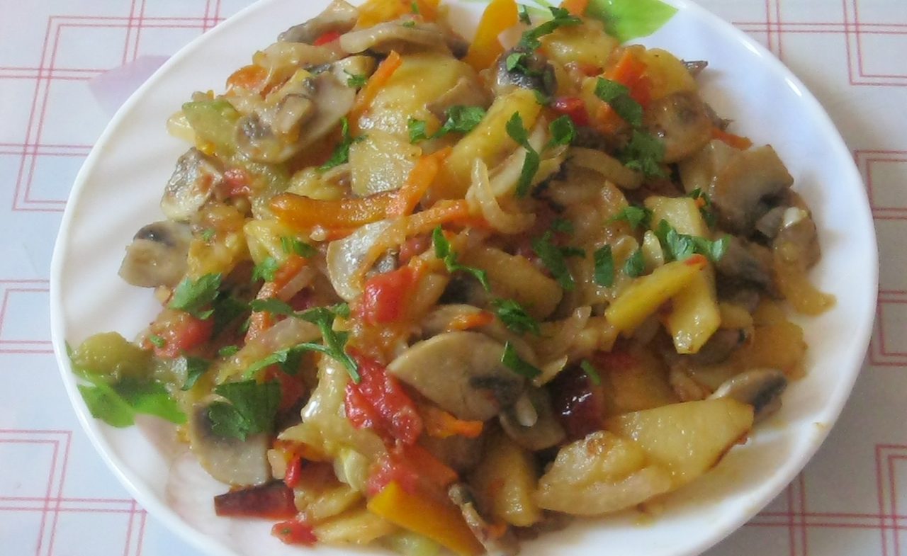 Грибное рагу.