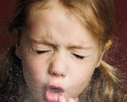 Чем лечить влажный кашель у ребенка? О чем говорит влажный кашель у ребенка с температурой и без нее?