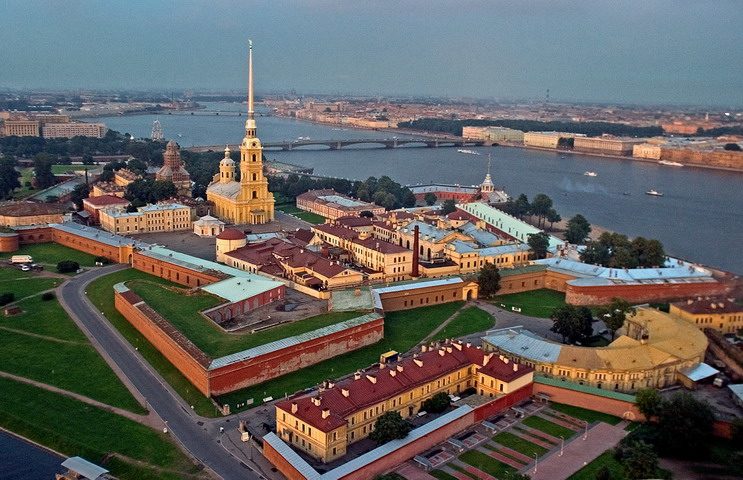 Петропавловская крепость.