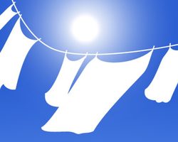 Как отбелить белые вещи в домашних условиях перекисью водорода, марганцовкой, лимонной кислотой, белизной? Как отбелить полинявшие белые вещи?