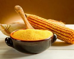 Как приготовить кукурузную кашу на молоке? Рецепт приготовления кукурузной каши с мясом, сыром, тыквой, бананом