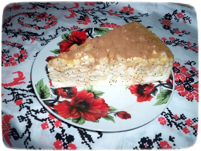 Сметанное желе с крекером.