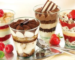 Простые рецепты вкусных быстрых десертов. Приготовление лучших холодных, горячих, шоколадных, детских, летних и итальянских домашних десертов