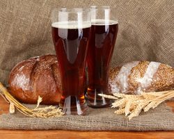 Рецепт вкусного домашнего кваса из хлеба, ревеня, свеклы, закваски, сусла. Как приготовить домашний овсяный квас и квас с медом?