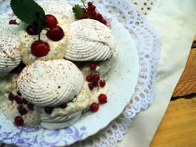 Из зефира тортик получаетс диетическим.