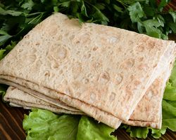 Как использовать лаваш: вкусные рецепты блюд из лаваша — закуски, рулетики с крабовыми палочками, пирог, пирожки, чипсы, яблочный штрудель