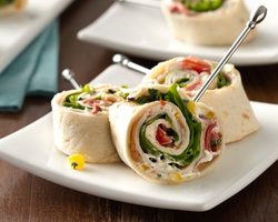 Рецепты вкусного рулета из лаваша с разными начинками