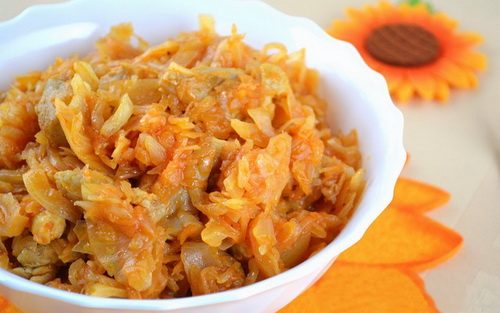 Легкий гарнир - тушеная капуста с кабачками