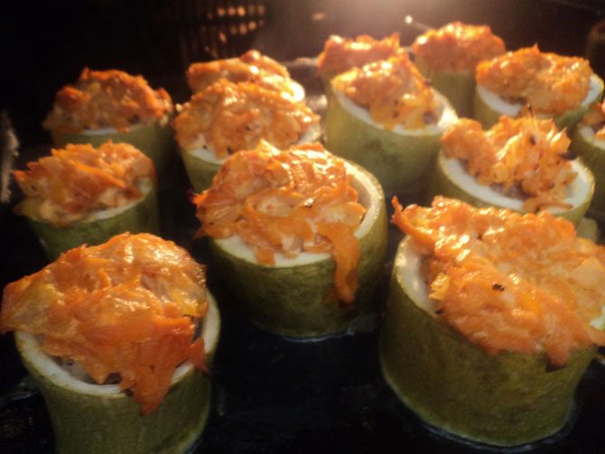 Кабачки фаршированные рисом и мясом