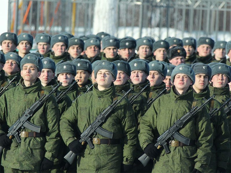 В россии два призыва: весенний и осенний