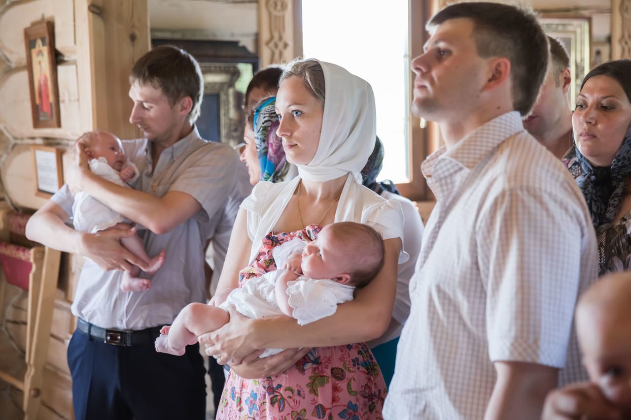Как одеться на крестины
