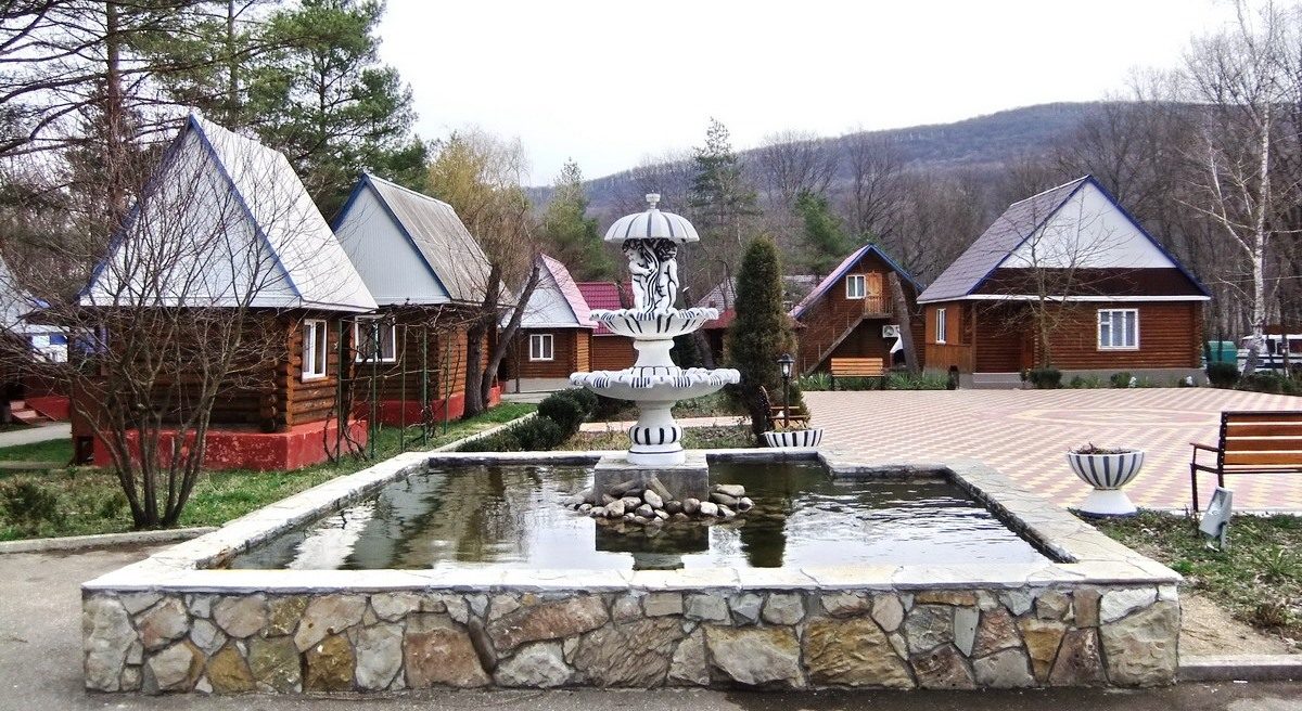 Отдых в горячем ключе зимой
