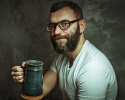 Что лучше выпить: пиво или водку? Что вреднее, калорийнее: пиво или водка?
