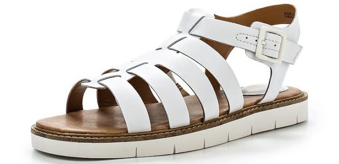Сандалии от clarks