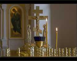 Связь с умершими родственниками: как правильно поминать умерших родственников, как попросить у них помощи? Видят и слышат ли нас умершие родственники, как с ними общаться?