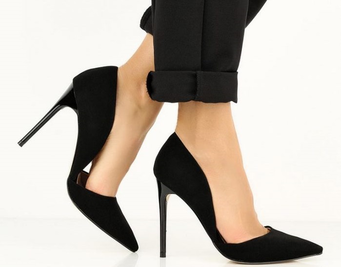 Так выглядят туфли cleo high heeled court на ногах