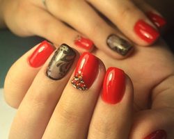 Отходит ноготь на большом пальце ноги: причины. Отходит ноготь на руке: что делать?