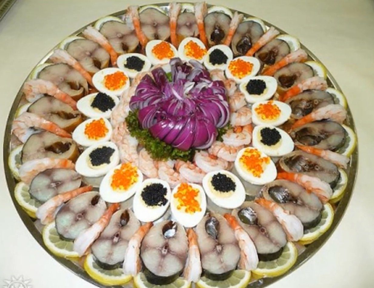 Красивая сервировка селедки