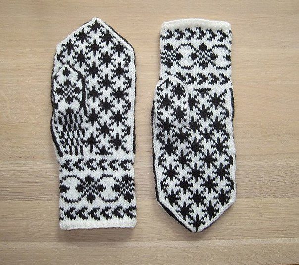 Варежки в платочной технике
