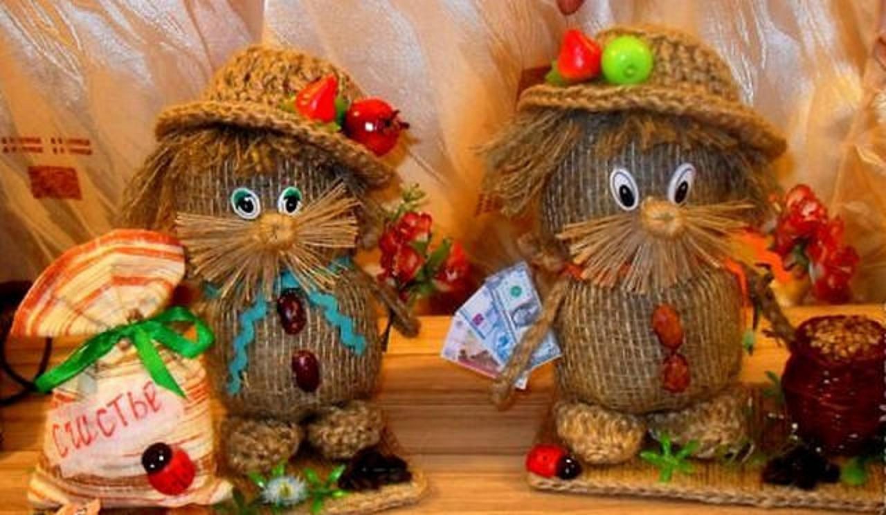 Домовой из мешковины