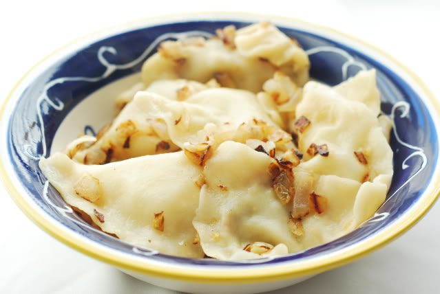 Вареники с картофелем и грибами.